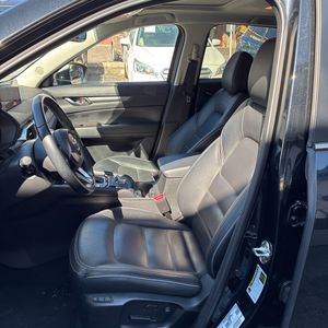 صورة 31 لـ 2025 Mazda CX-5 2.5 S PREFERRED