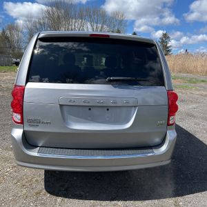 DODGE GRAND CARAVAN SXT - 6