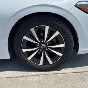 صورة مصغرة 20 لـ 2023 Honda CIVIC EX