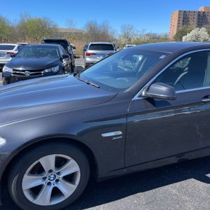 BMW 5-SERIES 528XI - 2
