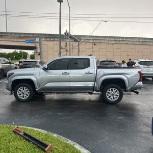 2025 Toyota TACOMA SR5 照片 3