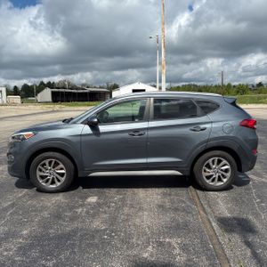 HYUNDAI TUCSON - 3