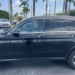 صورة 4 لـ 2018 Mercedes-BENZ GLC