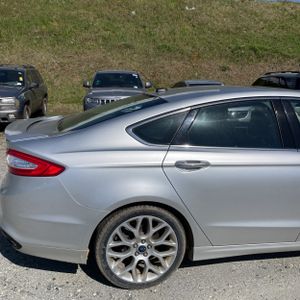FORD FUSION TITANIUM - 9