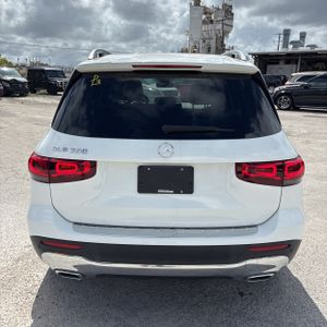 MERCEDES-BENZ GLB - 7