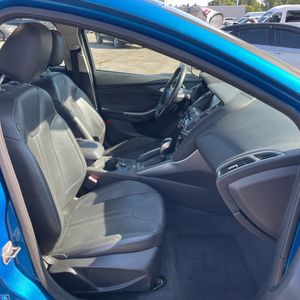صورة مصغرة 33 لـ 2012 FORD FOCUS TITANIUM