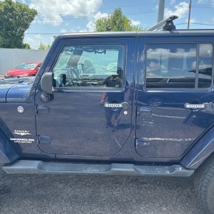 2013 JEEP WRANGLER UNLIMITED SAHARA — фото 4