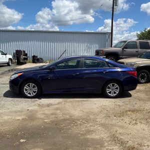 HYUNDAI SONATA GLS - 3