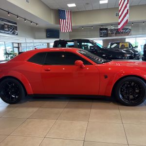 2022 Dodge CHALLENGER SRT — фото 9