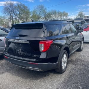 FORD EXPLORER XLT - 7