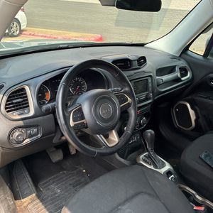 2017 JEEP RENEGADE LATITUDE 照片 36