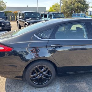 FORD FUSION SE - 9