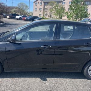 HYUNDAI ACCENT SE - 4