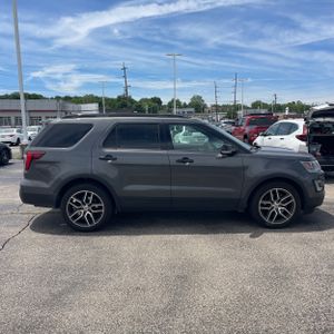 FORD EXPLORER SPORT - 10