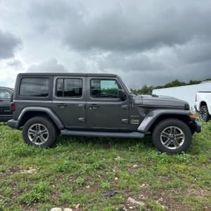 2018 JEEP WRANGLER UNLIMITED SAHARA — фото 10