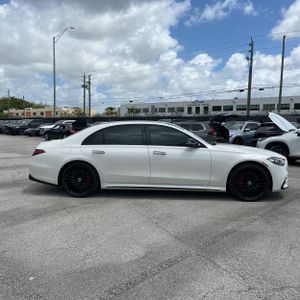 MERCEDES-BENZ S-CLASS - 10