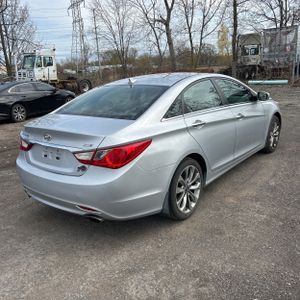 HYUNDAI SONATA LIMITED 2.0T - 8