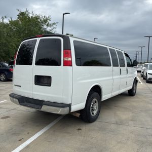 CHEVROLET EXPRESS LT 3500 - 8