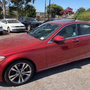 2018 Mercedes-BENZ C-CLASS 照片 2