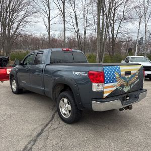 TOYOTA TUNDRA - 5