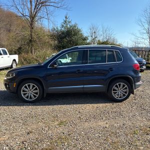Volkswagen Tiguan SE - 3