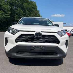 2023 Toyota RAV4 LE — миниатюра 14