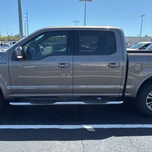 FORD F-150 LARIAT - 4