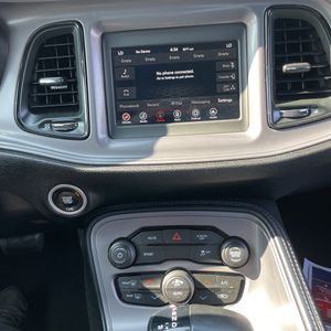صورة مصغرة 37 لـ 2023 Dodge CHALLENGER SXT