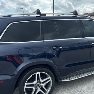 MERCEDES-BENZ GLS - 9