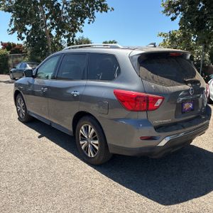 صورة 5 لـ 2019 Nissan PATHFINDER SL