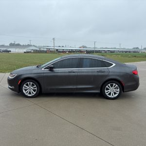 2015 Chrysler 200 LIMITED — фото 3