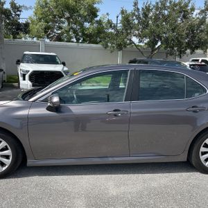 2019 Toyota CAMRY LE 照片 4
