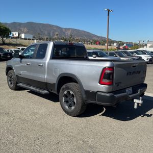 2019 RAM 1500 REBEL 照片 5