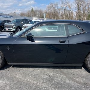 DODGE CHALLENGER SRT HELLCAT - 4