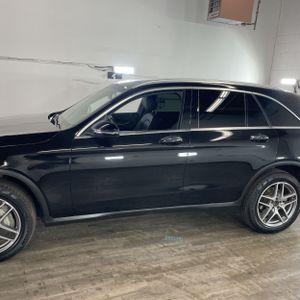 MERCEDES-BENZ GLC - 4