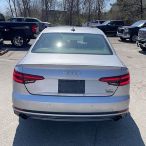 AUDI A4 2.0T PREMIUM - 7