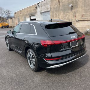 AUDI E-TRON QUATTRO PREMIUM PLUS - 5