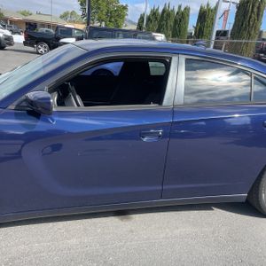 DODGE CHARGER SXT - 4