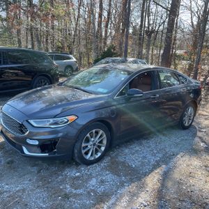 FORD FUSION ENERGI TITANIUM - 3