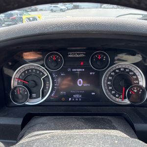 2015 RAM 1500 BIG HORN — миниатюра 39