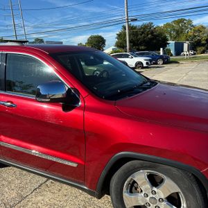 صورة 13 لـ 2011 JEEP GRAND CHEROKEE OVERLAND