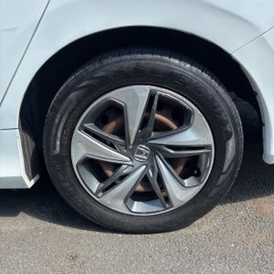 صورة مصغرة 18 لـ 2019 Honda CIVIC LX