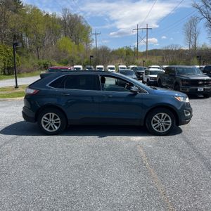 FORD EDGE SEL - 10