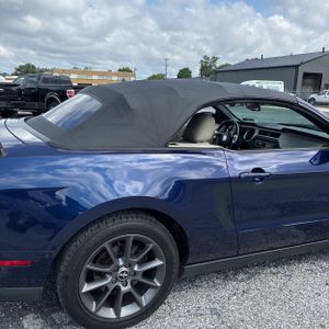 صورة 9 لـ 2011 FORD MUSTANG V6 PREMIUM