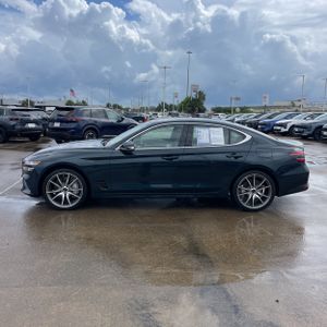 GENESIS G70 2.5T STANDARD - 3