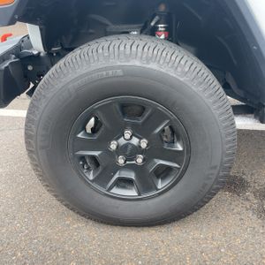 صورة مصغرة 17 لـ 2021 JEEP GLADIATOR MOJAVE