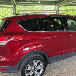 FORD ESCAPE TITANIUM - 9