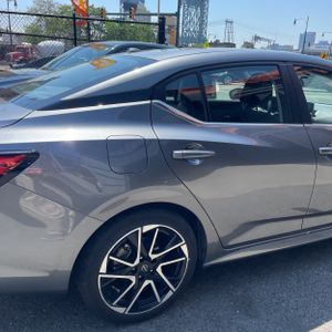 NISSAN SENTRA SR - 8