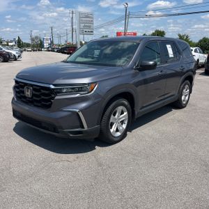 2023 Honda PILOT LX — фото 1
