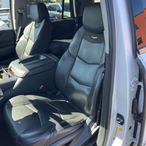 صورة مصغرة 31 لـ 2020 Cadillac ESCALADE PREMIUM LUXURY